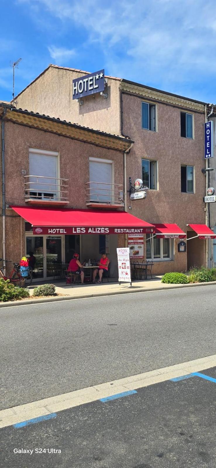 Hotel Restaurant Les Alizes Loriol Le Pouzin Bagian luar foto